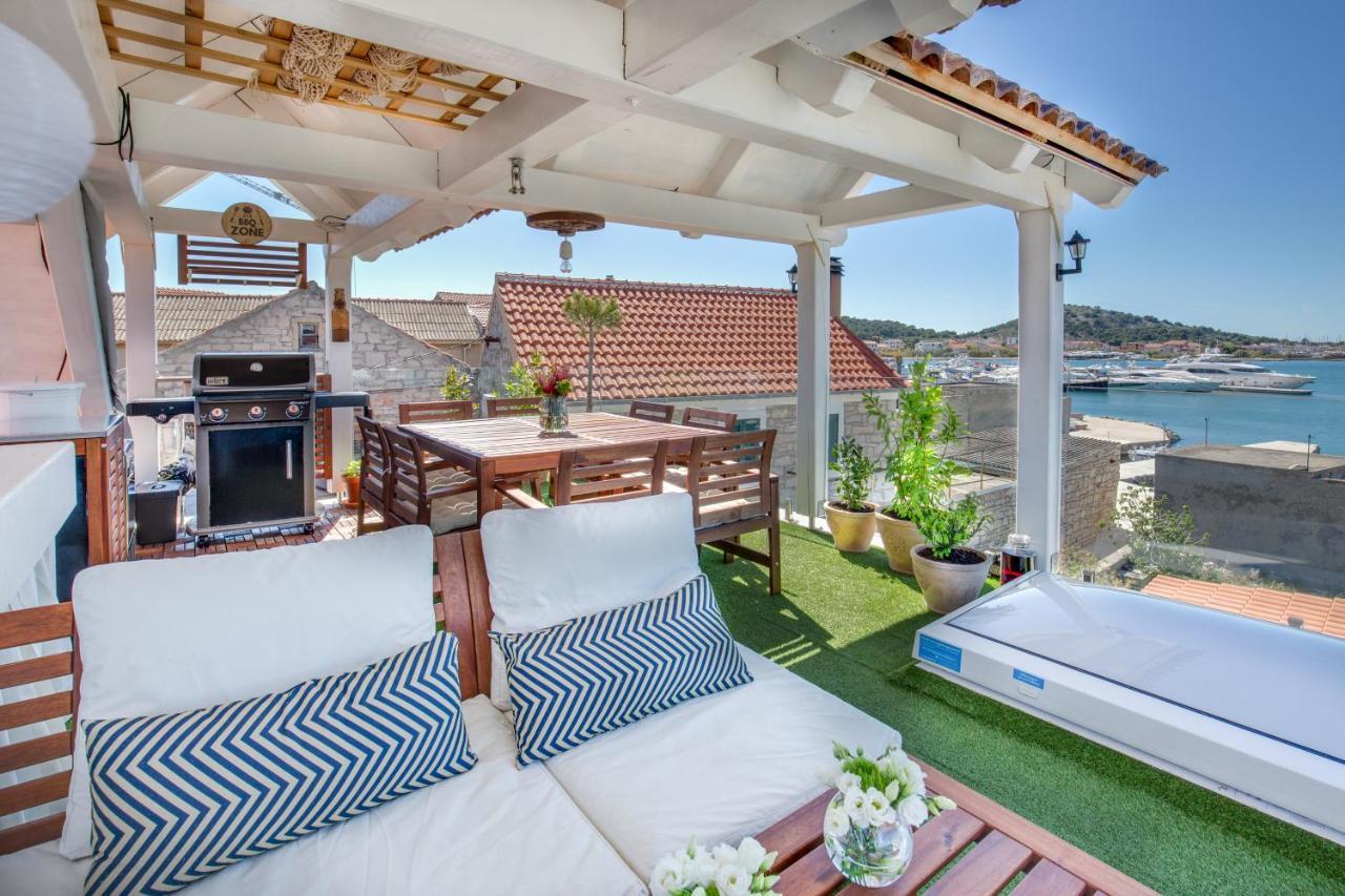 Luxury Leni Guest House Murter Exterior photo